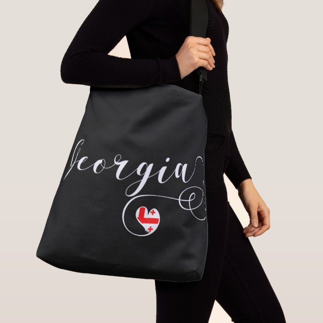 Georgian Flan in Heart, Georgia Crossbody Bag (Close Up)