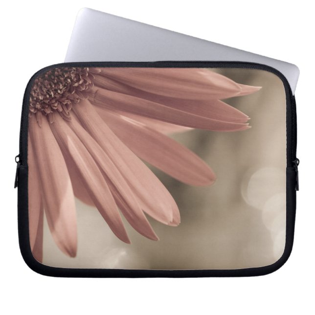 gerber daisy laptop sleeve (Front)