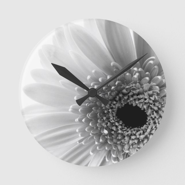 Gerbera Daisy Round Clock (Front)