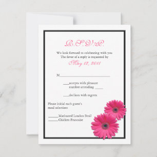 Gerbera rose avec carte de réponse à la frontière 