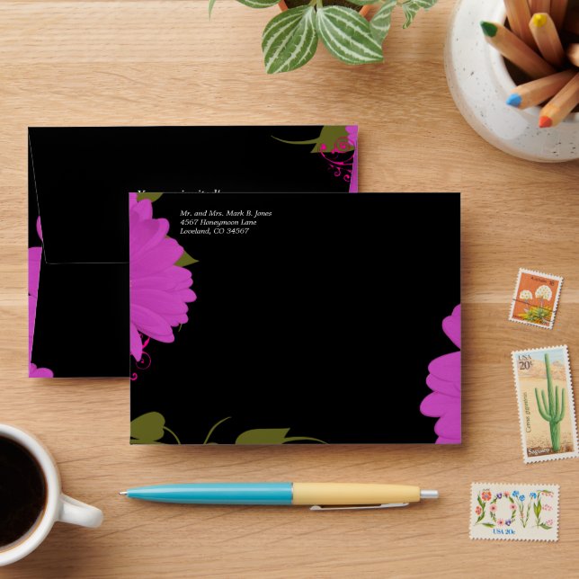 Gerbiers de chaux et Fuchsia sur les enveloppes de (Desk)