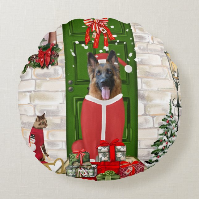 German Shepherd Dog Christmas   Round Pillow (Front)