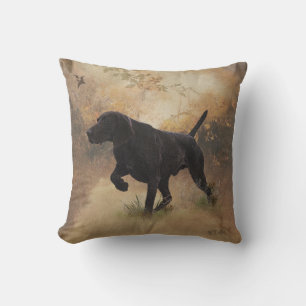 German Shorthaired Pointer ready to hunt Gift Box Throw Pillow