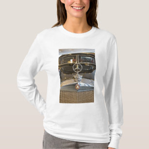 Germany, Baden-Wurttemberg, Stuttgart. Mercedes T-Shirt