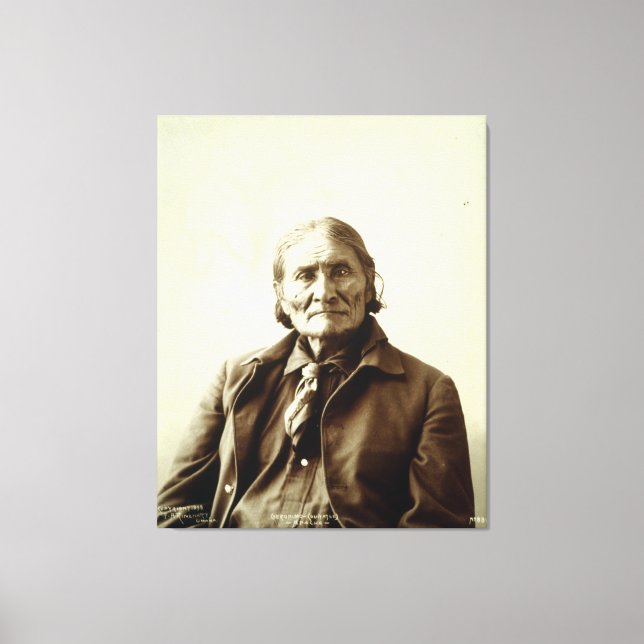 Geronimo (Guiyatle) Apache Native American Indian Canvas Print (Front)