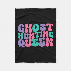 Ghost Hunting Queen Womens Ghost Hunter Retro Vint Fleece Blanket