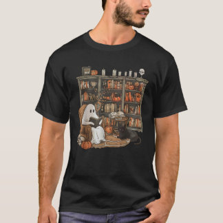 Ghost Reading Book Retro Library Halloween Spooky  T-Shirt