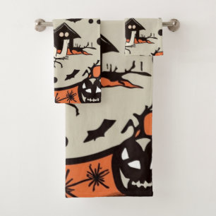 Ghoulish Gatherings: Halloween Towel Set