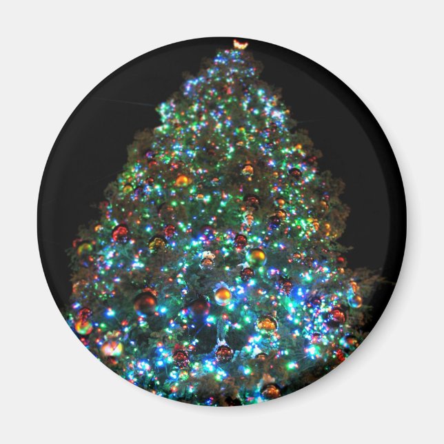 Giant Christmas Tree IIII Magnet (Front)
