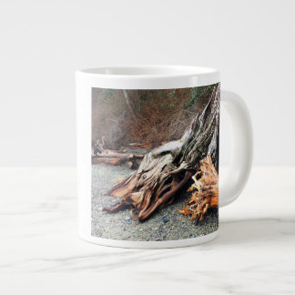 Giant log hiding Mug