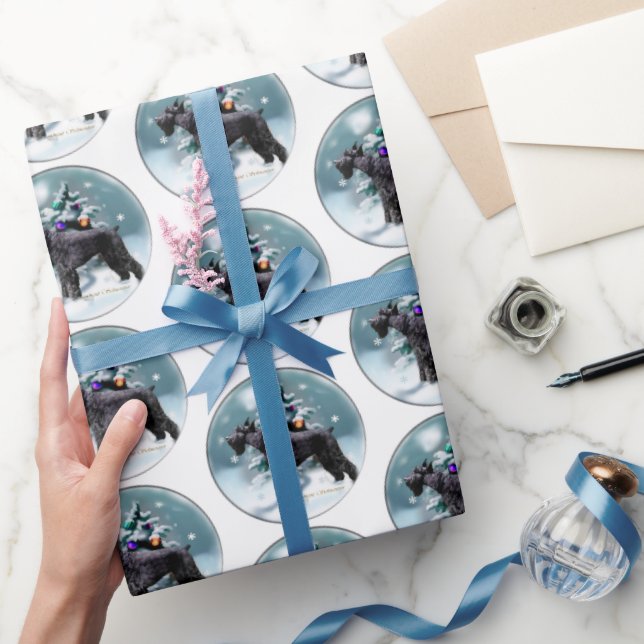 Giant Schnauzer Christmas Wrapping Paper (Gifting)