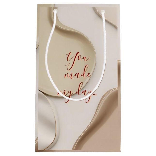 Gift bag in stylish abstract graphic (Front)