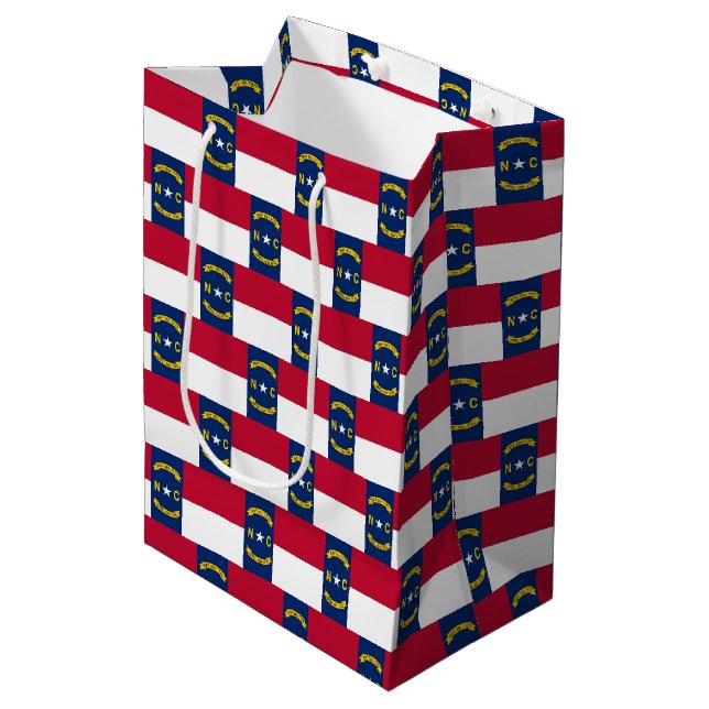 Gift Bag with flag of North Carolina, USA (Front Angled)