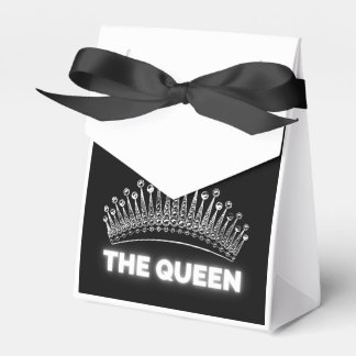 Gift, gift bag, queen favor box