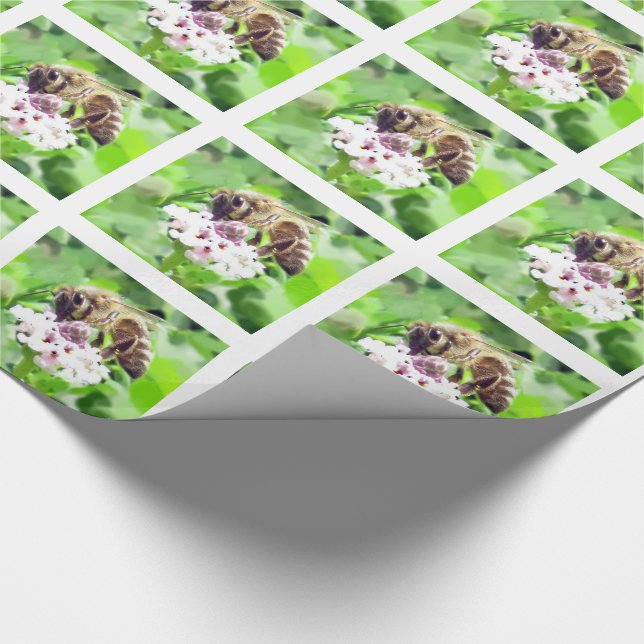 Gift Wrap - Honey Bee on Clover (Corner)
