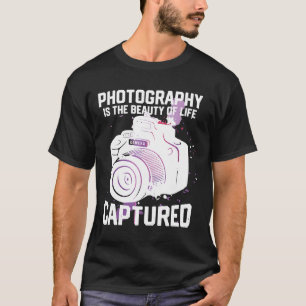 Gifts For Photography Lovers Camera Photographer Q T-Shirt