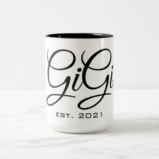 Gigi est 2021 Mug