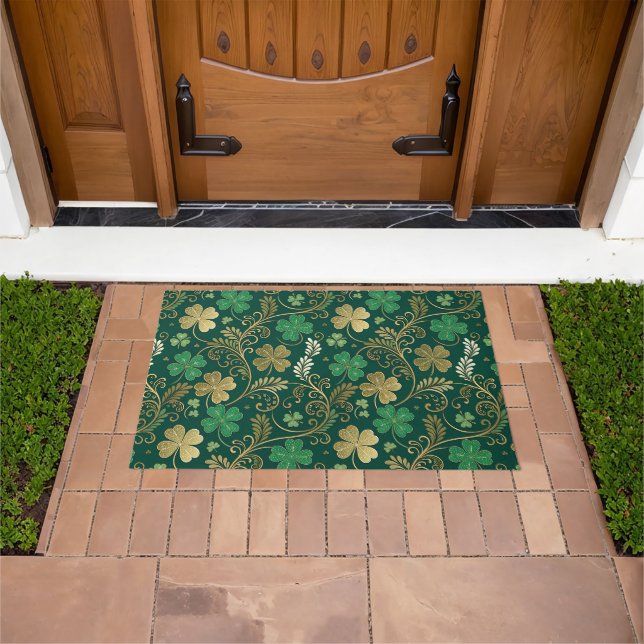 Gilded Clover Flourish Doormat (Outdoor)