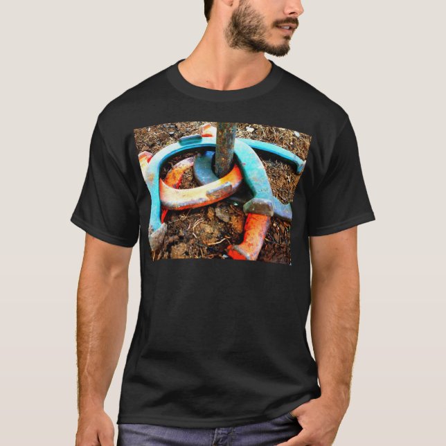 Gimme' a Ringer Horseshoe Pitching Gifts T-Shirt (Front)