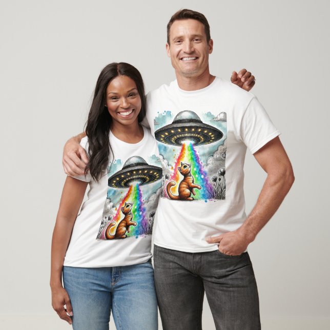 Ginger Kitty and UFO T-Shirt (Unisex)