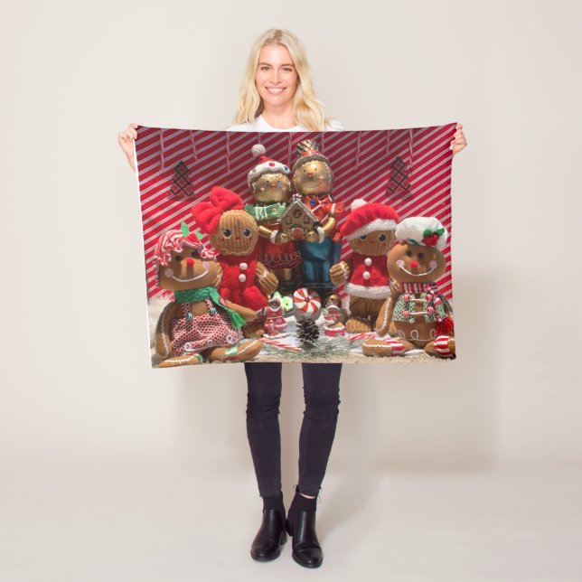 Gingerbread fleece blanket  (In Situ)