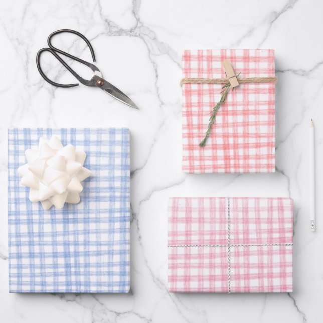 Gingham Hand-Drawn Modern Cute Christmas Preppy Wrapping Paper Sheet (Front)