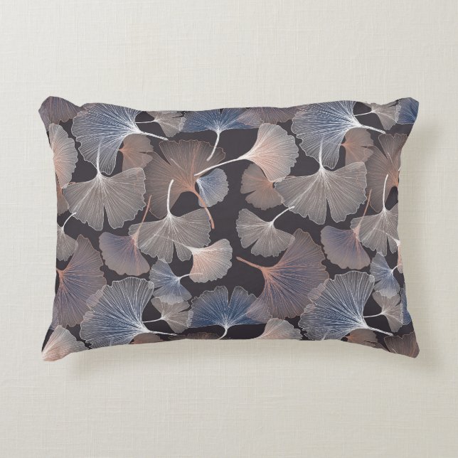 Ginkgo leaves: elegant natural pattern. accent pillow (Front)