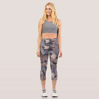 Ginkgo leaves: elegant natural pattern. capri leggings