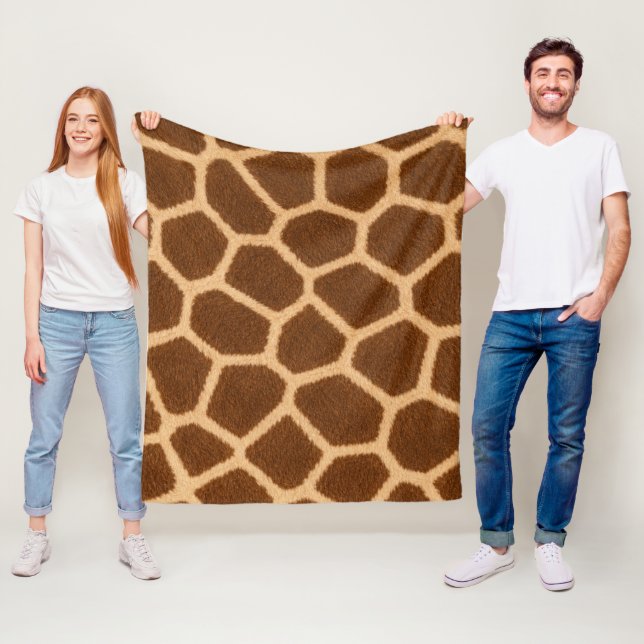 Giraffe Pattern Stylish Cozy Living Room Fleece Blanket (In Situ)