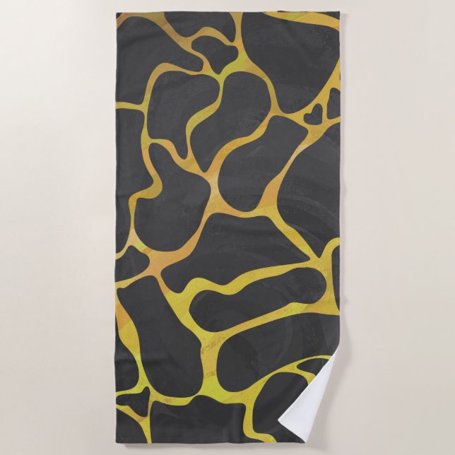 Giraffe pattern with black and yellow beach towel (Front)