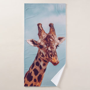 GIRAFFE PORTRAIT BATH TOWEL