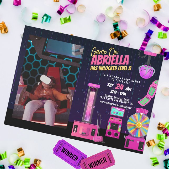 Girl Arcade Anniversaire Fête Photo Invitation (Créateur téléchargé)