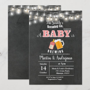 Girl BaByQ Un bébé brasse une carte d'invitation