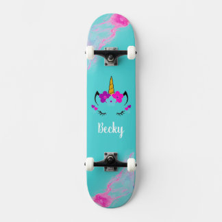 Girl Unicorn skateboard avec nom