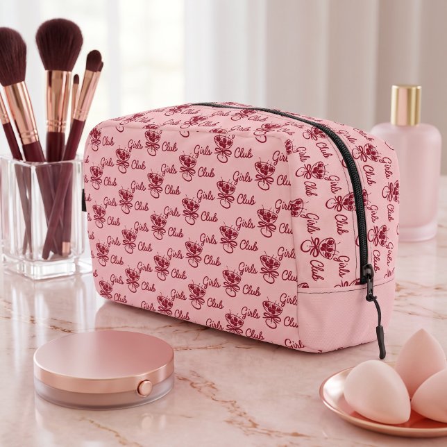 Girls Club Dopp Kit (Creator Uploaded)