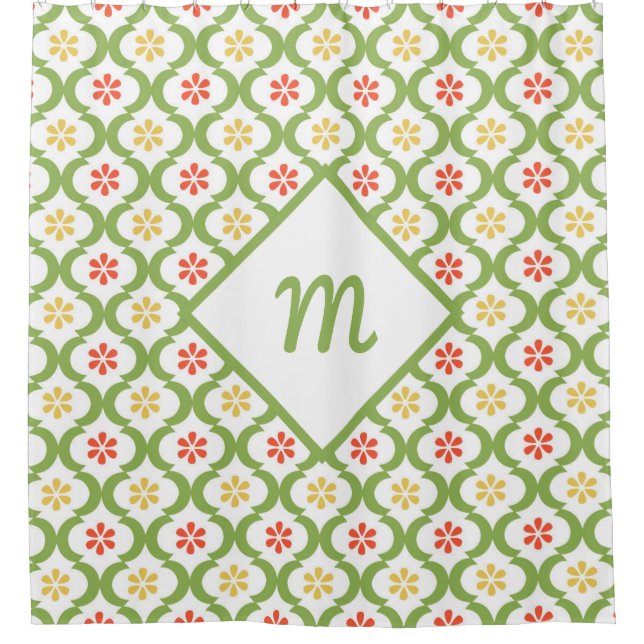 Girly Green Quatrefoil Cute Daisies and Monogram (Front)