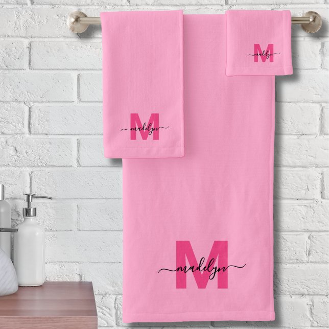 Girly Pink Modern Script Name Monogram Bath Towel Set (Girly Pink Modern Script Name Monogram Bath Towel Set)