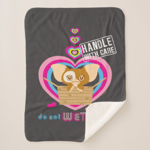 Gizmo   Do Not Wet This Pet Sherpa Blanket