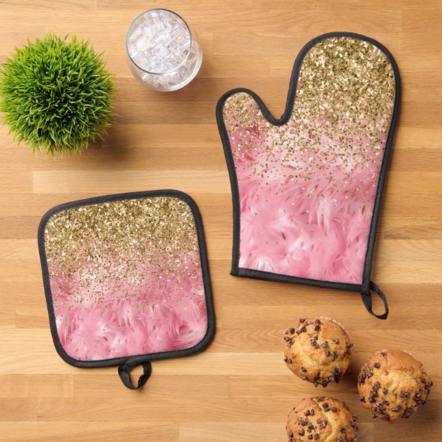 Glam Gold Glitter Pink Faux Fur Oven Mitt & Pot Holder Set (Top Down)