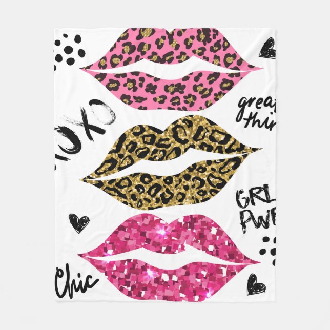Glitter typography print with lips pattern fleece blanket (Front)
