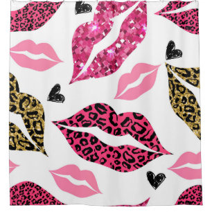 Glittering Lips: Leopard Fashion Pattern