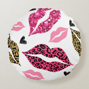 Glittering Lips: Leopard Fashion Pattern Round Pillow
