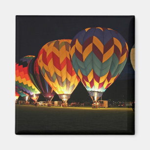 Glowing Balloons!  Light up the night! Magnet