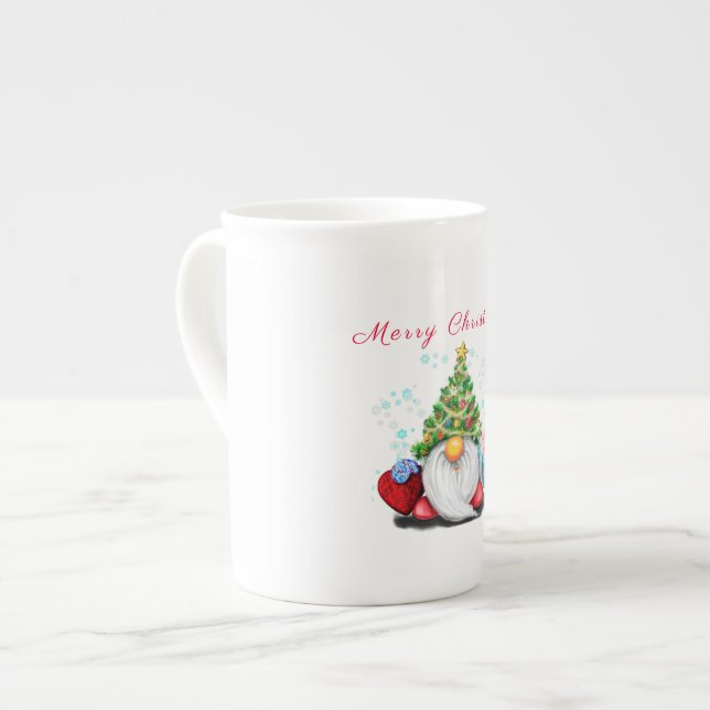 Gnome avec cadeau de Mug Casquette Arbre de Noël (Devant gauche)