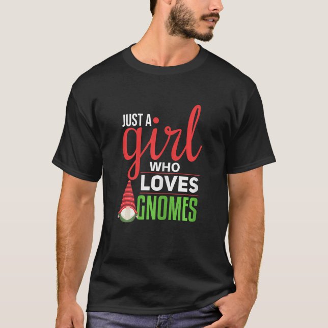 Gnome   Girl Gnome  I Love Garden Gnomes T-Shirt (Front)