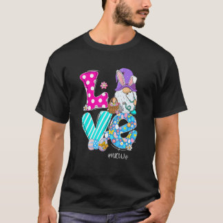 Gnome Love Nurse Life RN ER NICU Stethoscope Nurse T-Shirt