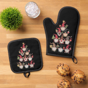 Gnomes Christmas Tree Funny Xmas Holidays Oven Mitt & Pot Holder Set