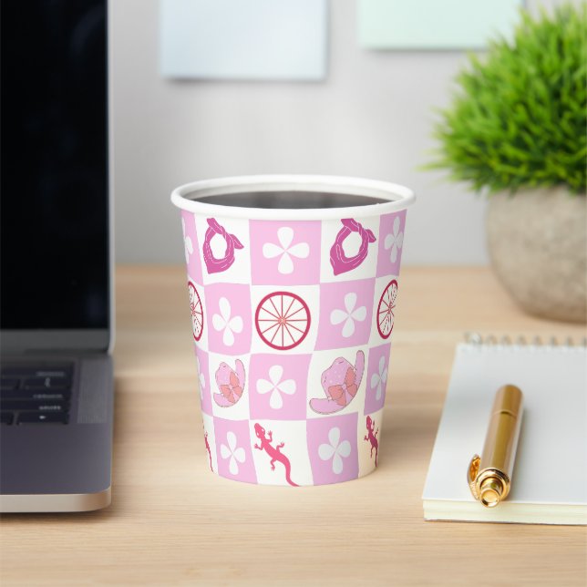 Gobelets En Papier À damiers cowgirl rose avec fleurs (Insitu)