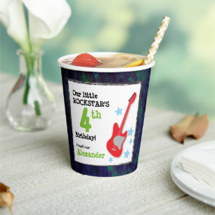 Gobelets En Papier Anniversaire Rockstar du garçon avec la guitare ro
