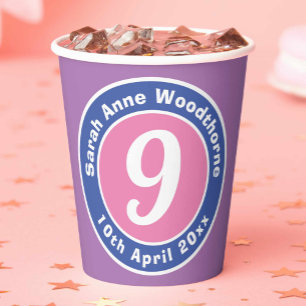 Gobelets En Papier Célébration d'anniversaire d'enfant avec âge